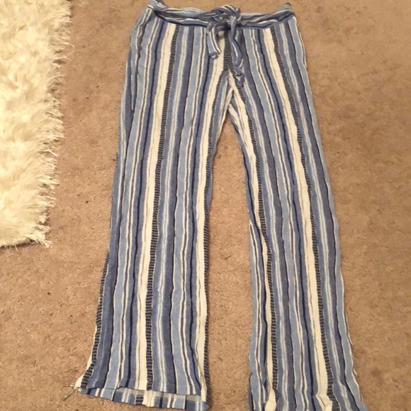 Stripped thin pants. - Picture 1 of 3